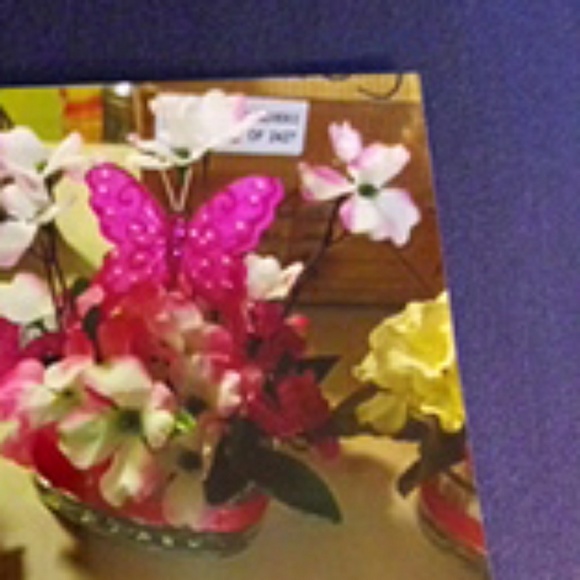 Hand made Flower Arrangements - Picture 2 of 8